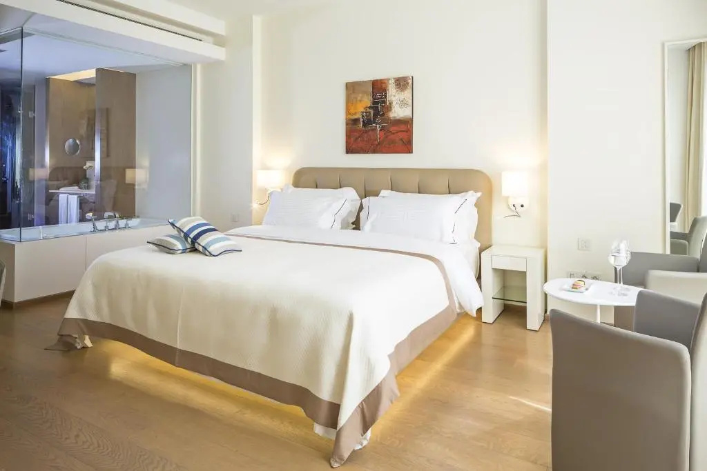 Executive room with balcony