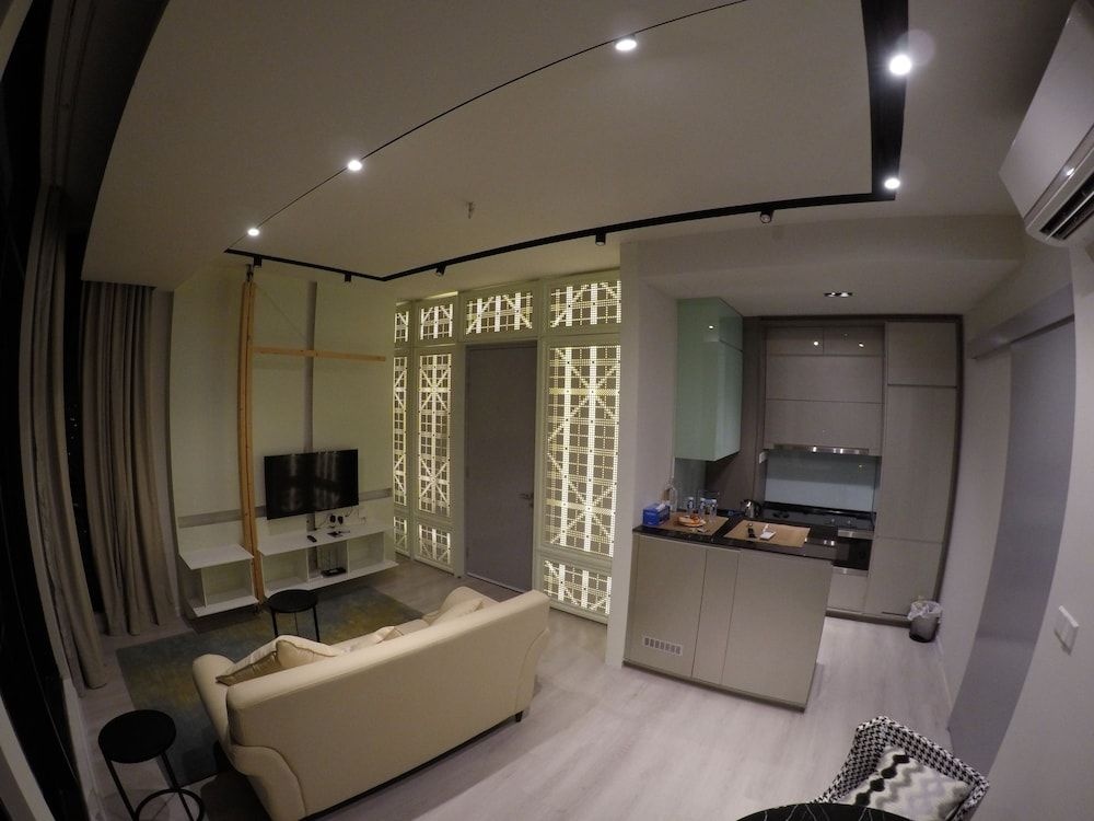 Expressionz Professional Suites by Cindy in Kuala Lumpur