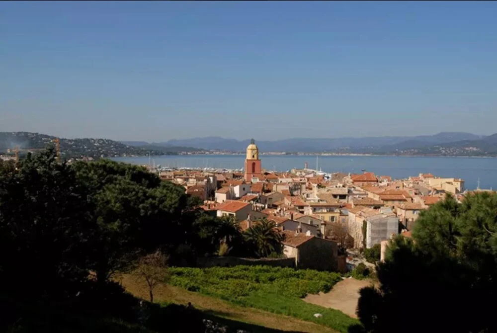 Apartment With 3 Bedrooms in La Crau, With Private Pool, Enclosed Gard