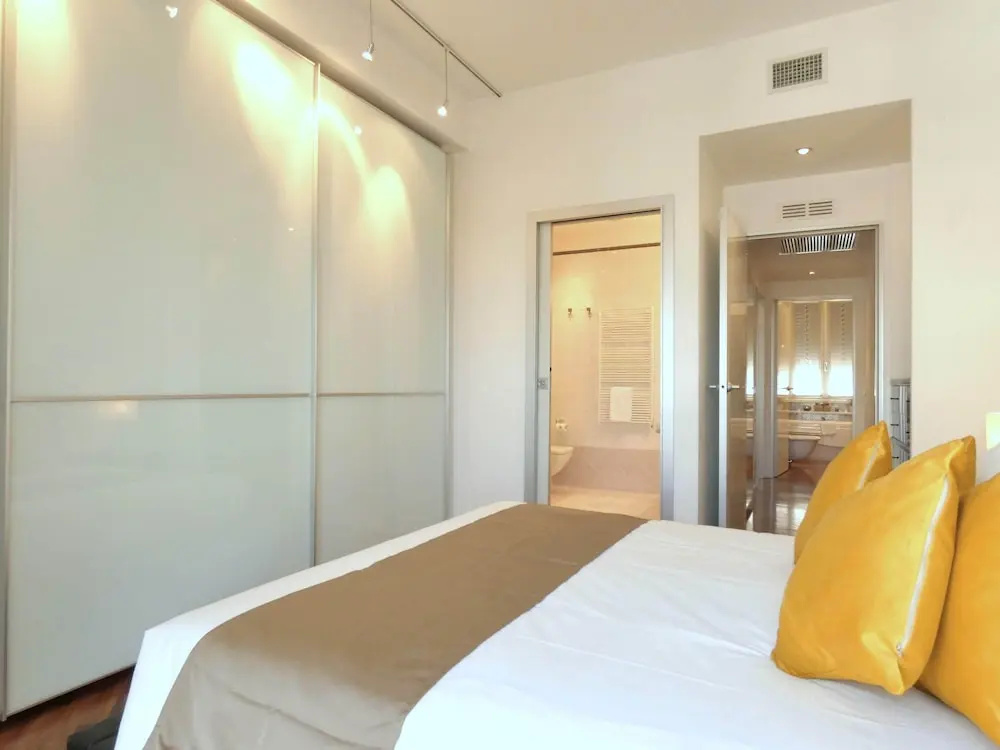 Heart Milan Apartments - San Sepolcro Duomo — фото