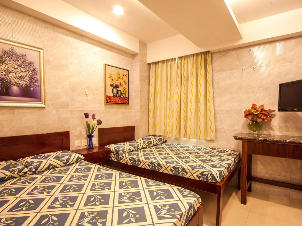 Standard Quadruple room