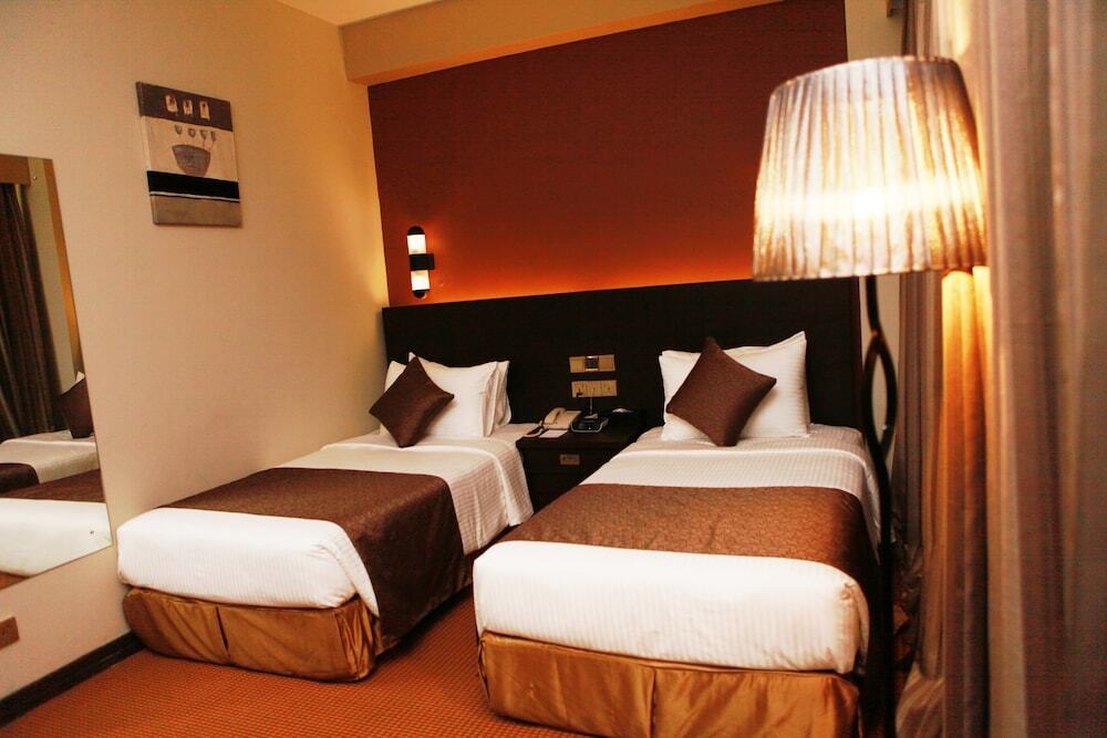 Pearl Grand Hotel