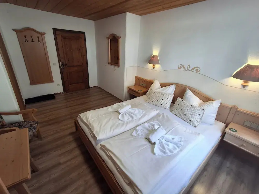 Comfort Double room with mountain view (full double bed)