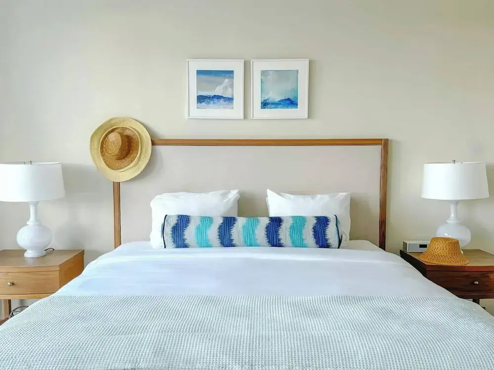 Double Suite with balcony and with sea view (full double bed)