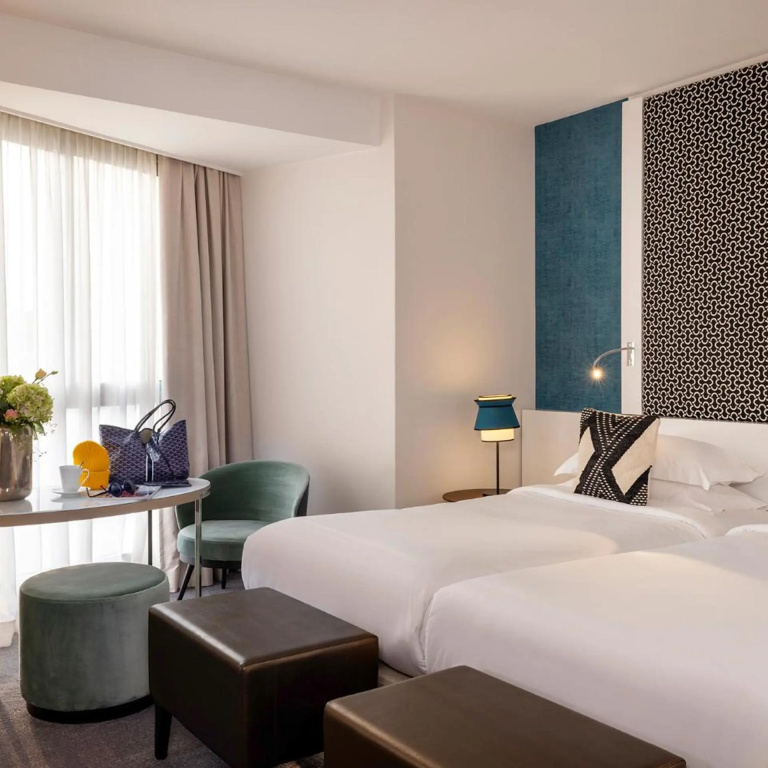 Hotel Etoile Maillot 10