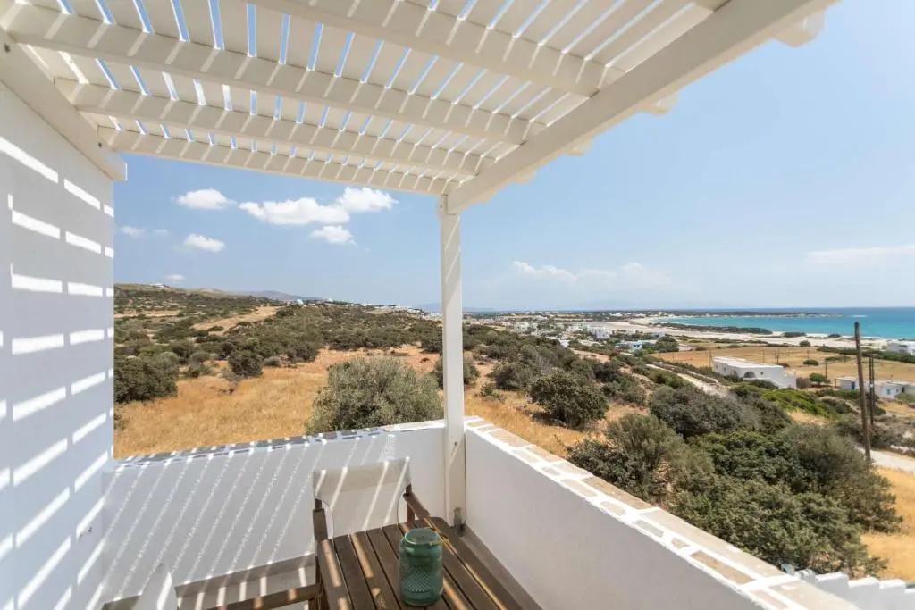 Phoenicia Naxos
