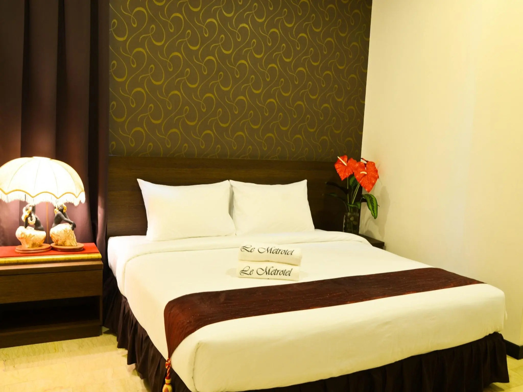 Superior Double room (full double bed)