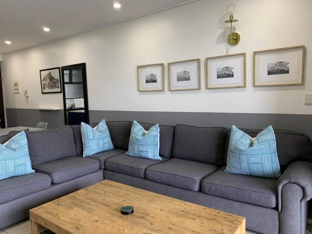 Point Waterfront Apartments - фото 44