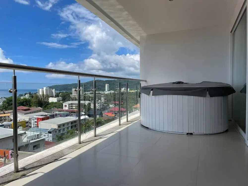 A26 - 2 Bdr Condo, Stunning Sea View, Karon Beach