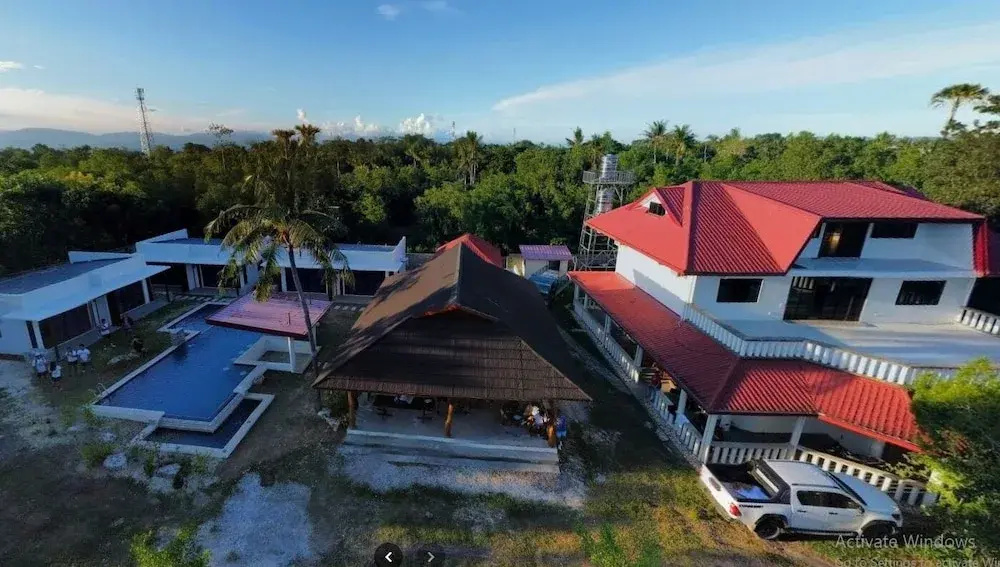 Bluewaves Hostel & Villa Panagsama by Hiverooms