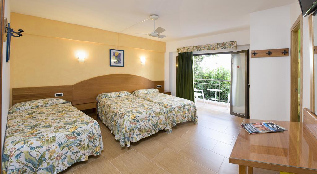 Hostal Manolita by null
