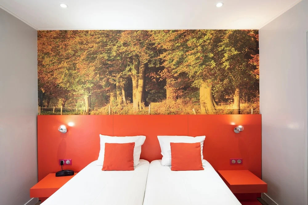 Hotel Les Jardins de Montmartre 70