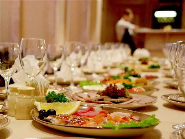 Food & Beverage