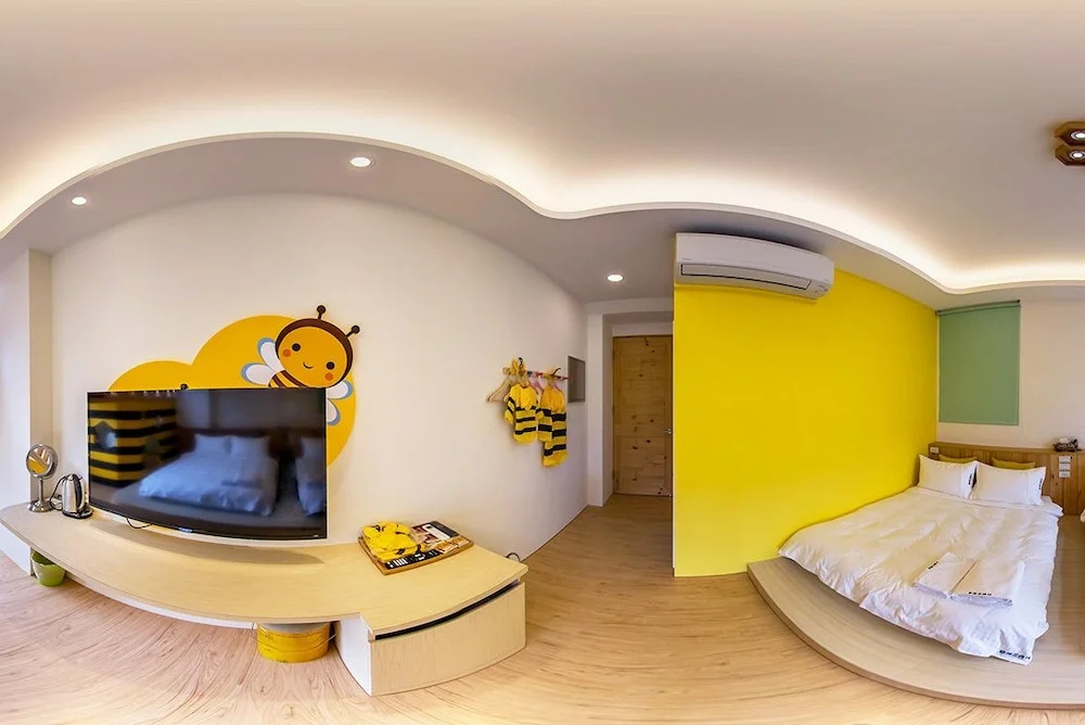 Comfort room