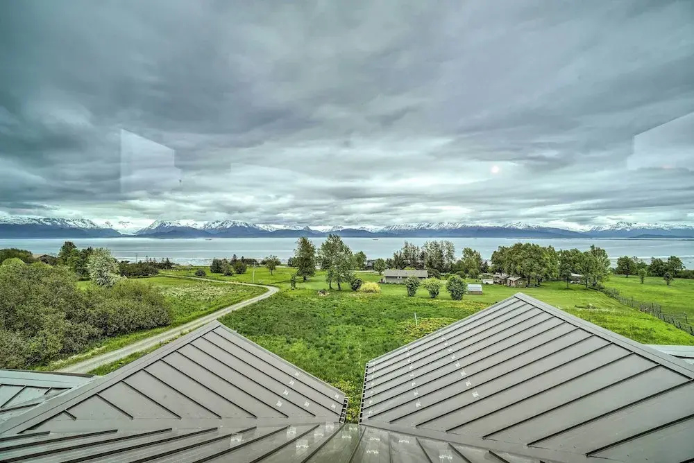 Home w/ Kachemak Bay View - 5 Miles to Downtown!