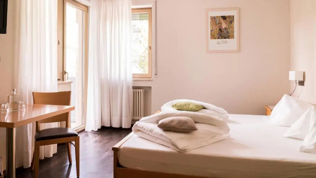 Flora Hotel & Suites - Chambres