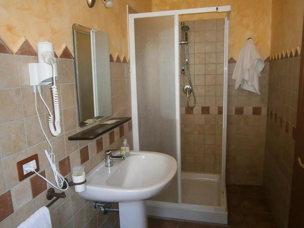 Superior Double room (full double bed)