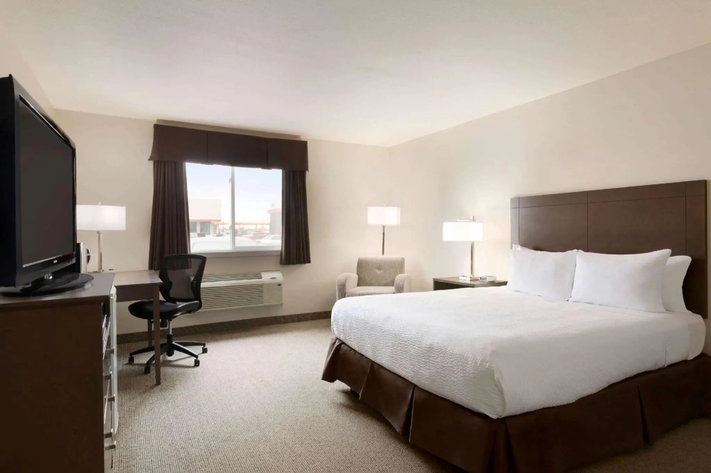 Standard Quadruple room (full double bed)