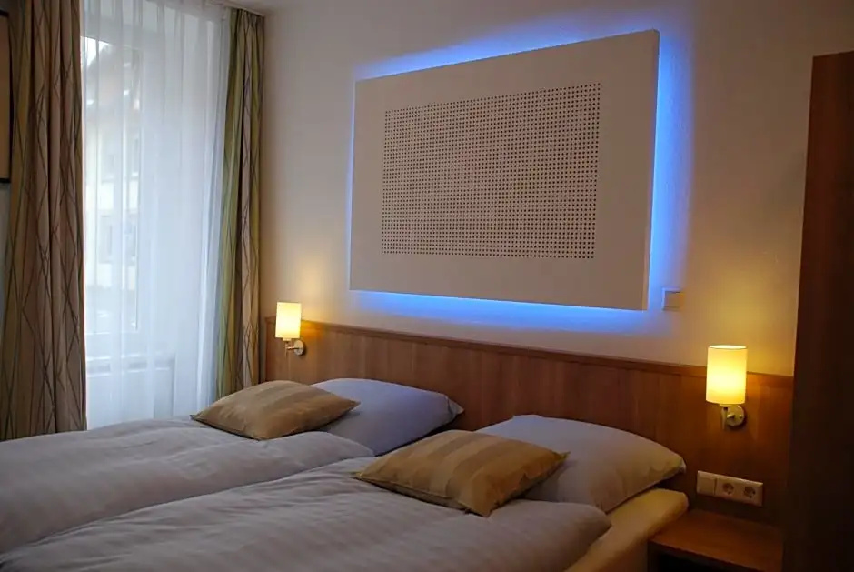 Hotel Rest Inn - Chambres