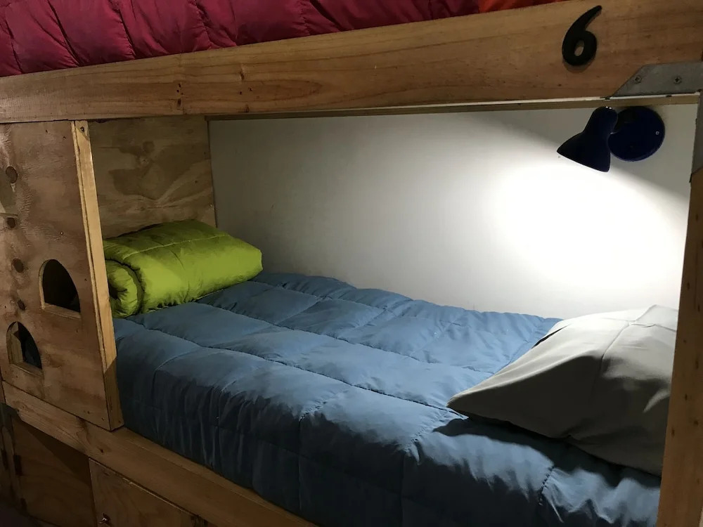 New Wave Hostal - фото 5