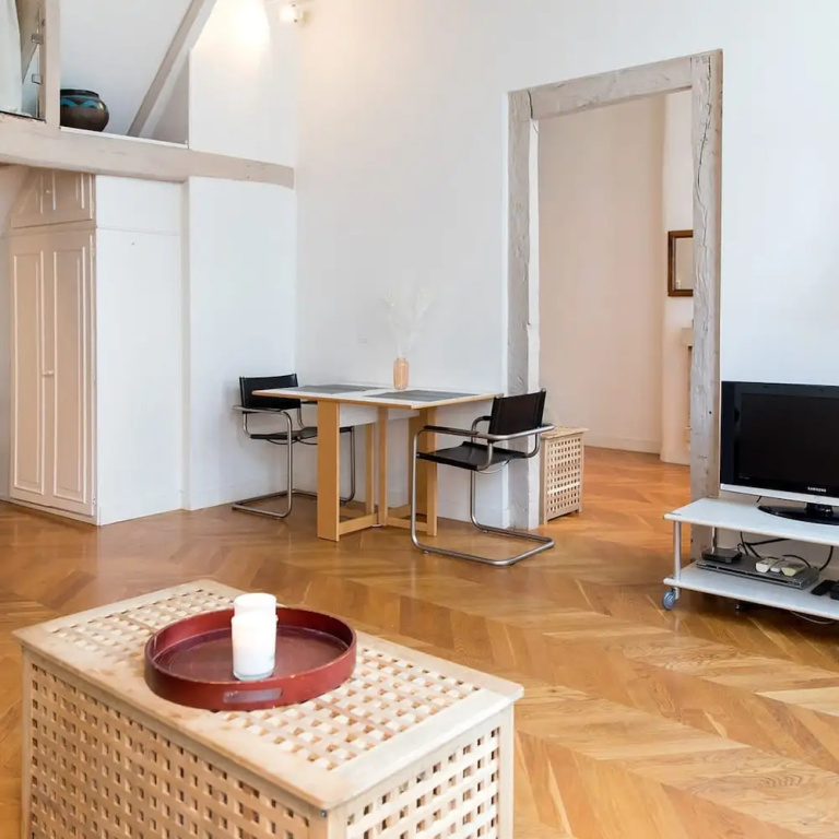 Voir la photo 4 — Sunny Dussoubs I Unique 1-br Loft in Montorgueil