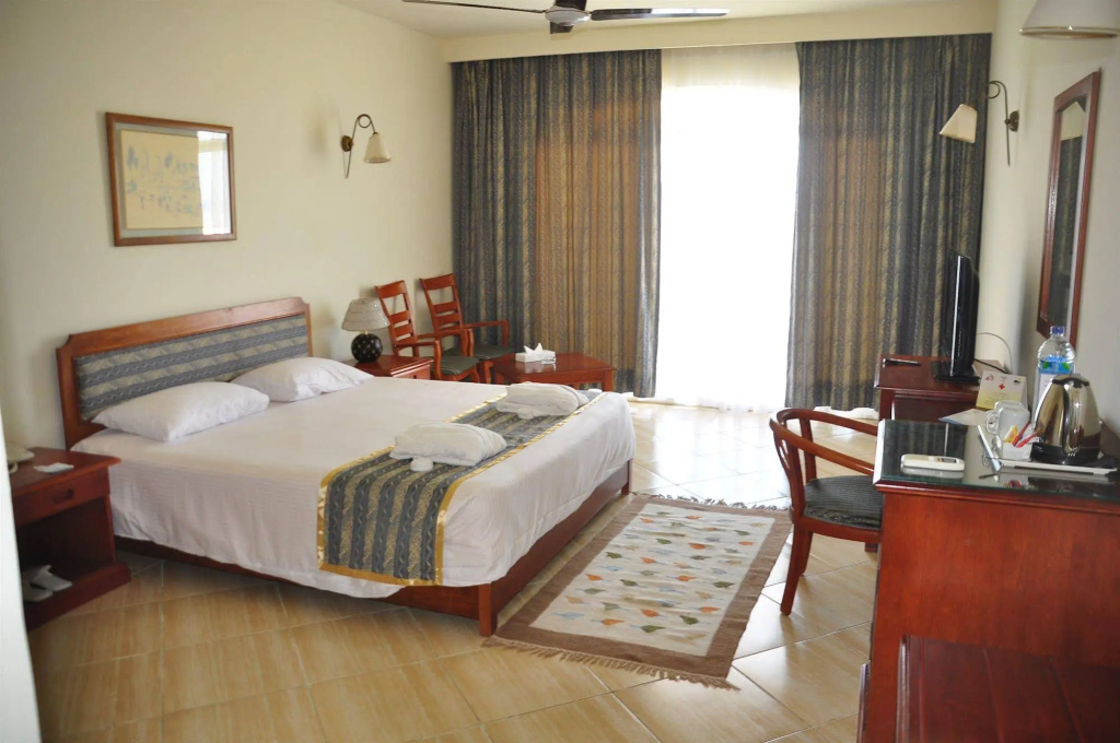 Отель Albatros Makadi Resort в Хургаде