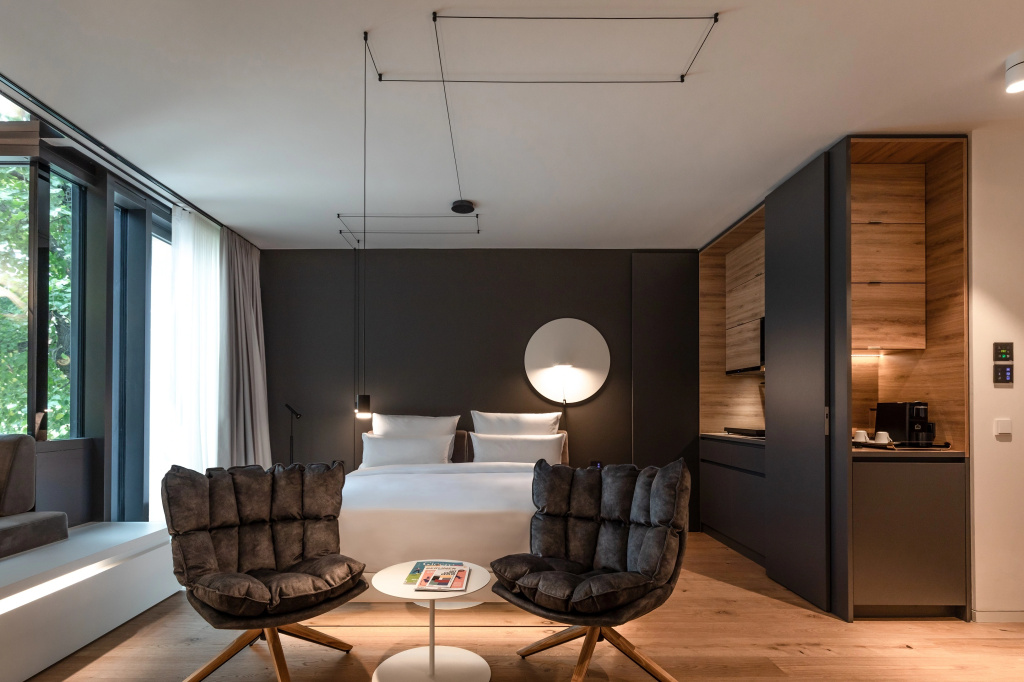 KPM Hotel & Residences Berlin, a Member of Design Hotels — фото