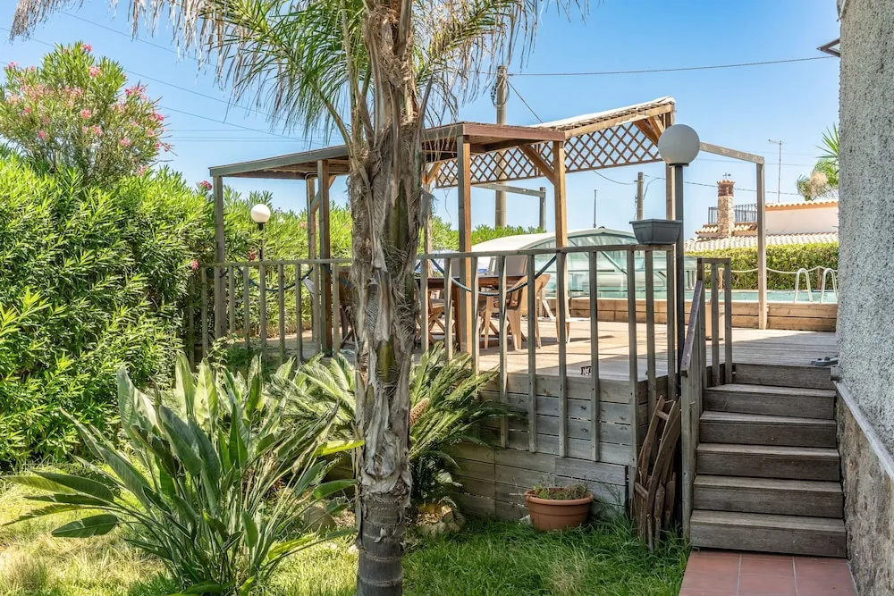 Casa Matilde Vista Mare con Piscina by Wonderful Italy