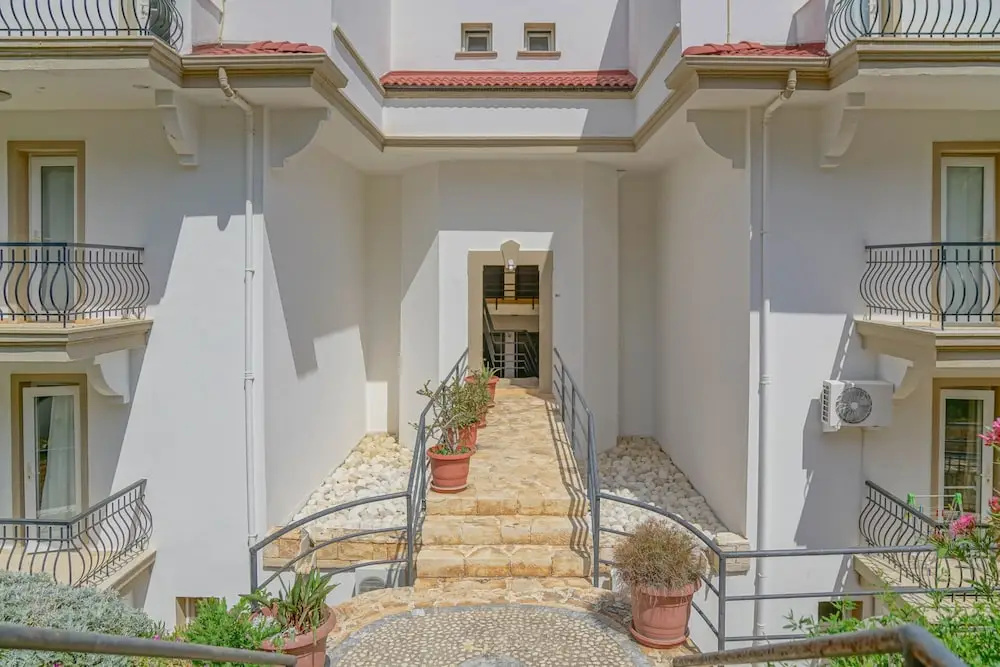 Mona Apartment