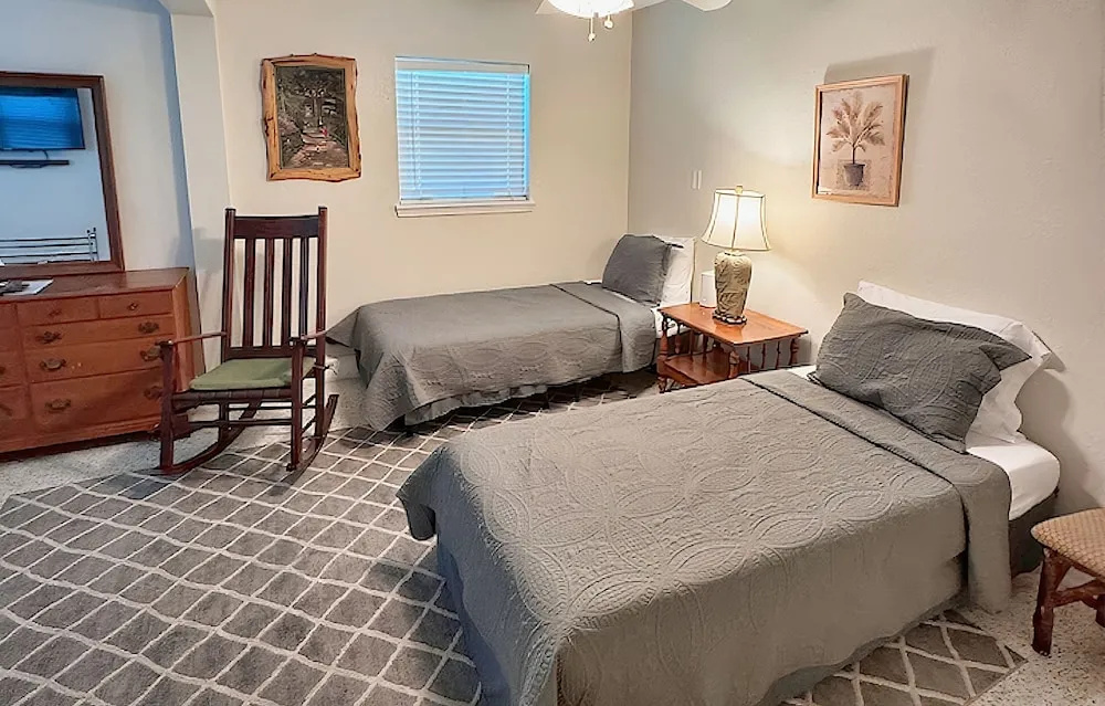 358 Angelo Ln — 4