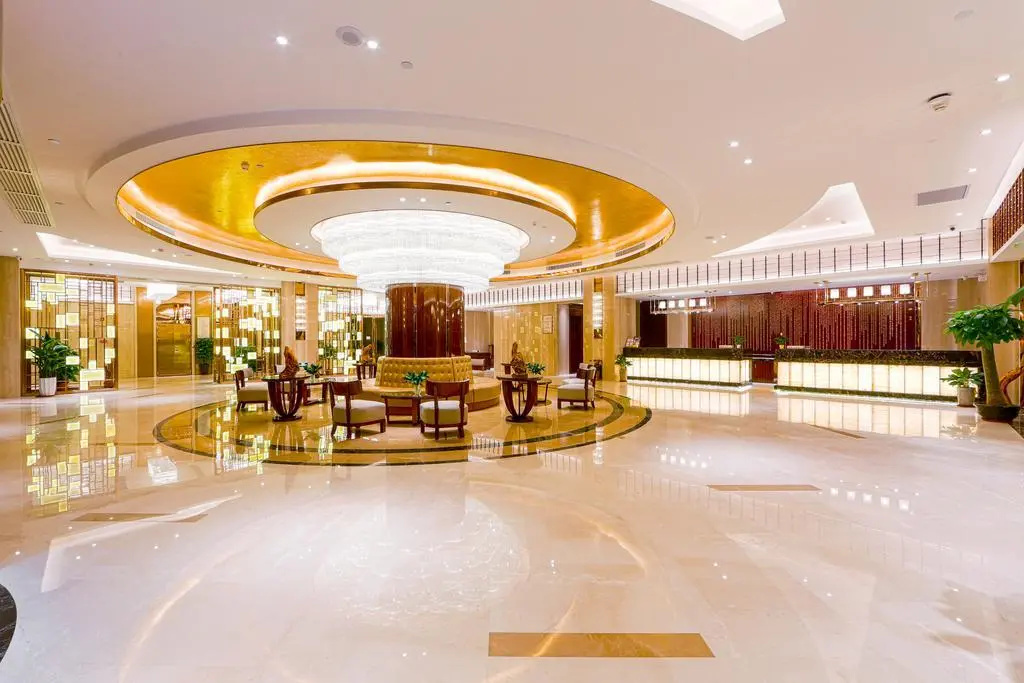 Lobby & Reception