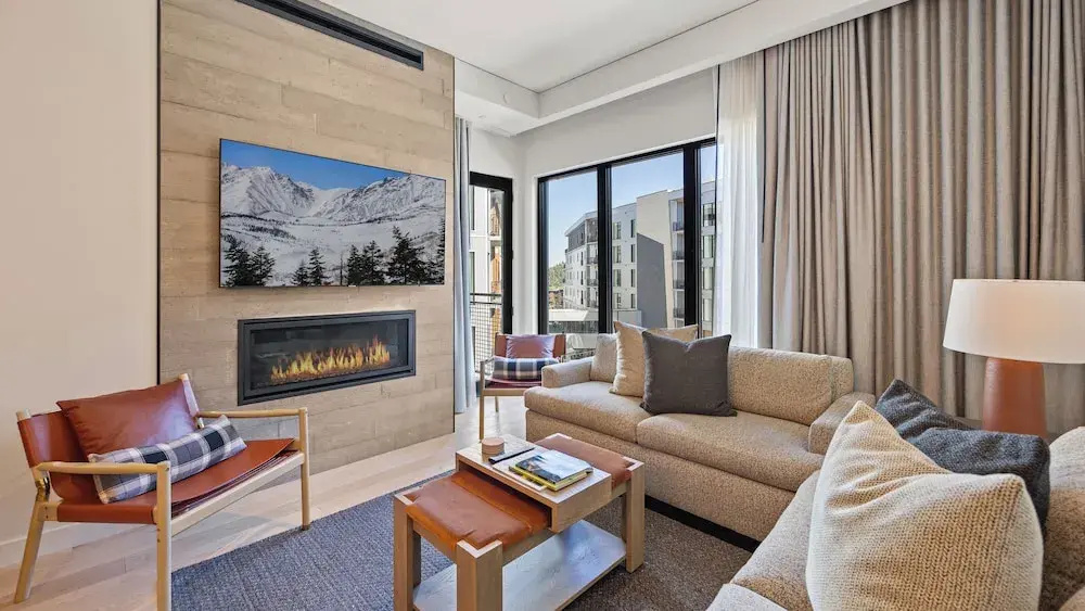 2 Bedrooms Luxury room with balcony
