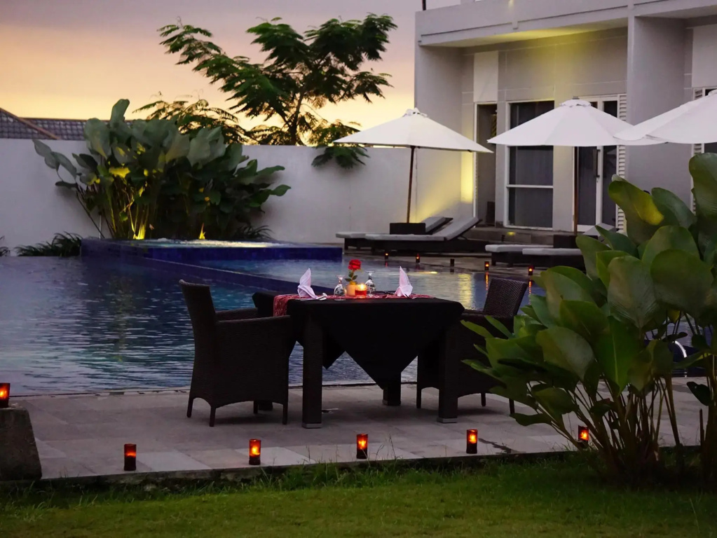Grand Kecubung Hotel