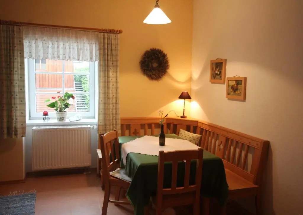 Ferienwohnungen Hotel Garni Dörflerwirt - Chambres