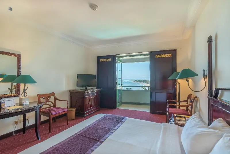 Bali Beach Hotel - Chambres