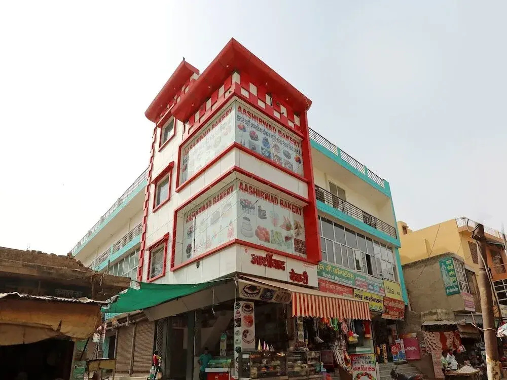 Star Guest House By OYO Rooms