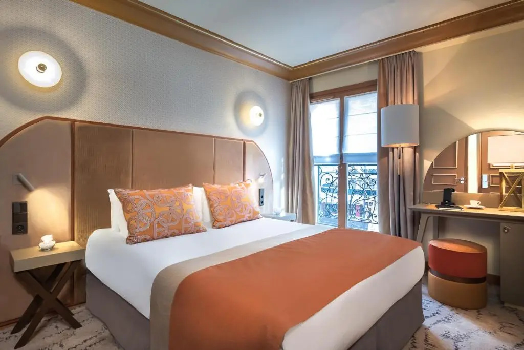 Classic Double room (full double bed)