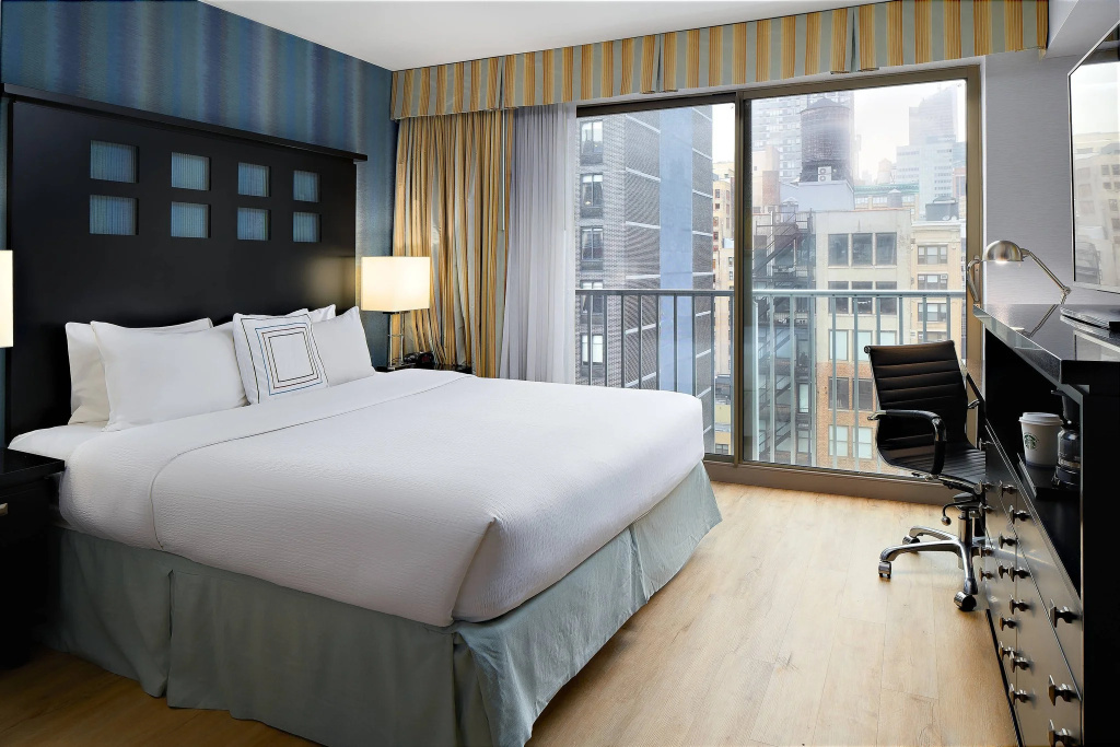 Отель Fairfield Inn & Suites by Marriott New York ManhattanChelsea в Нью-Йорке