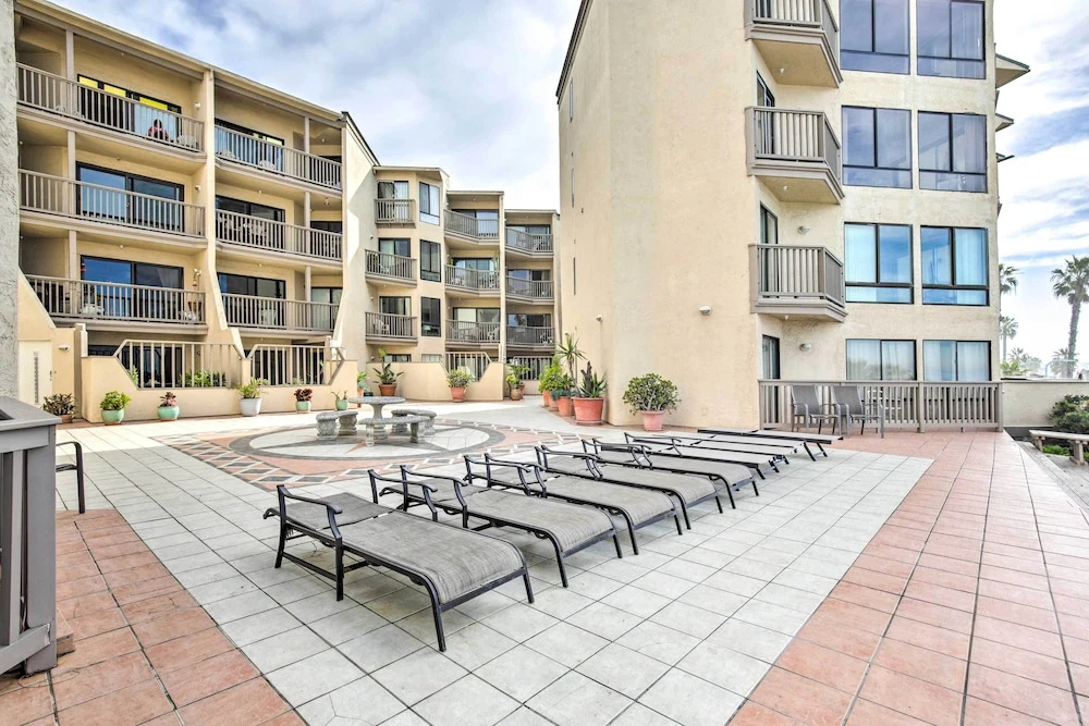 Oceanfront San Diego Condo - Walk to Pacific Beach