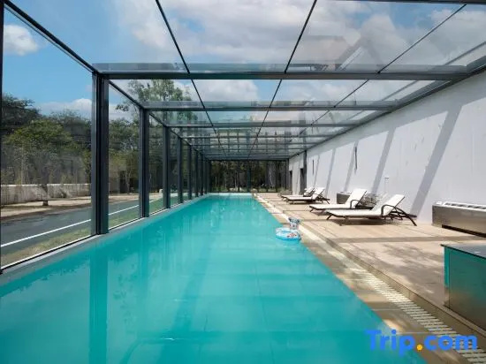 Floral Hotel·Juntang Valley Hotel(Maoshan Dongfang Salt Lake City Store) in Changzhou