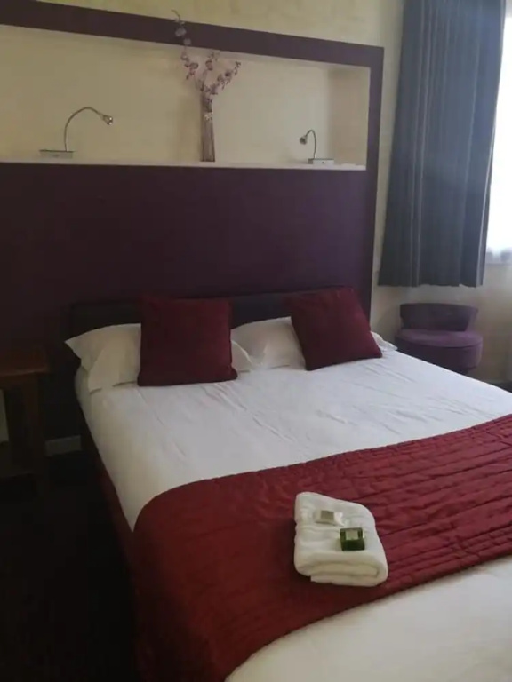 Standard Double room (full double bed)