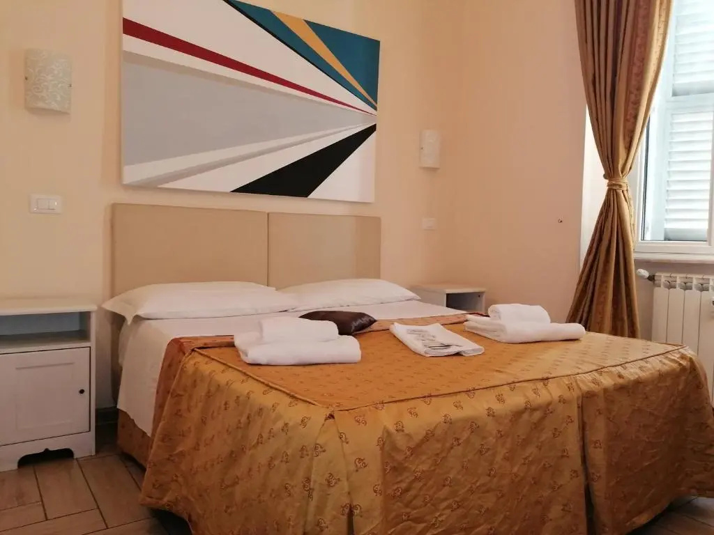Economy room