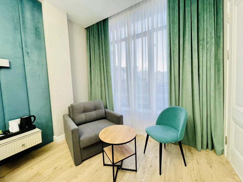 Номер Comfort с балконом в Parallel