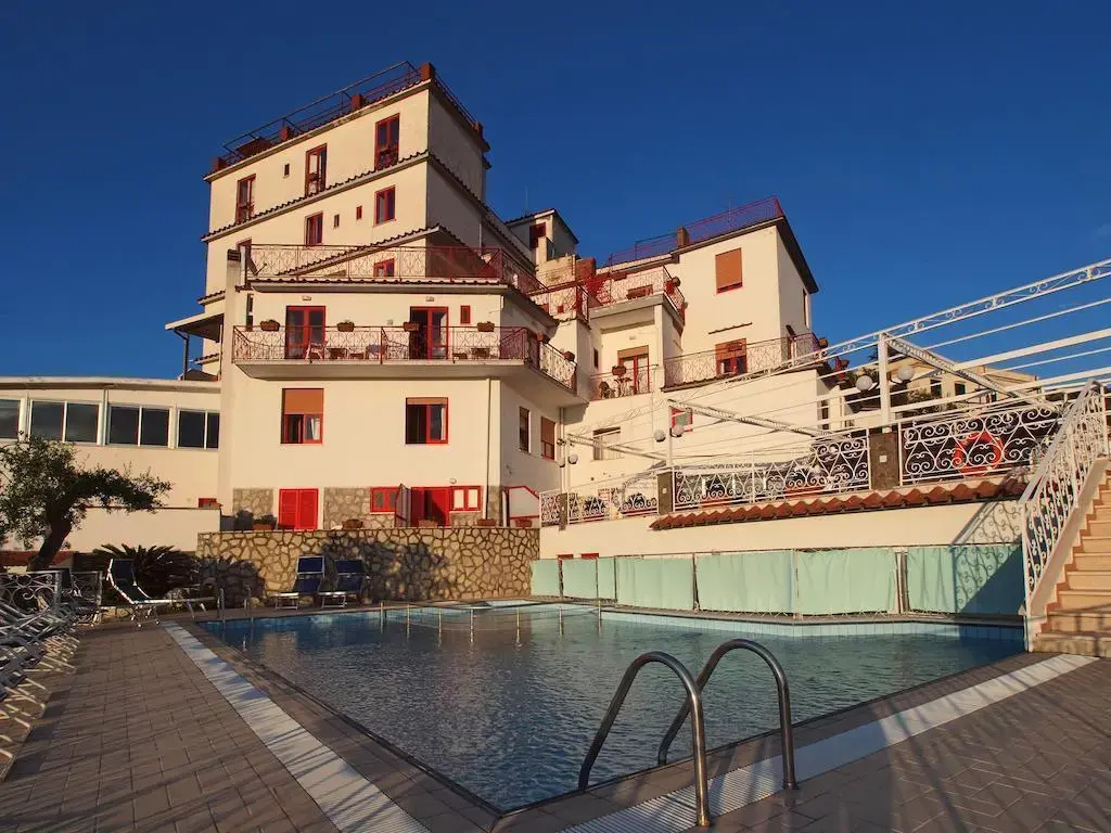 Hotel photo 11