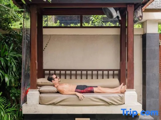 Luxury 1BR Villa with Private Pool in Seminyak in Kerobokan Kelod