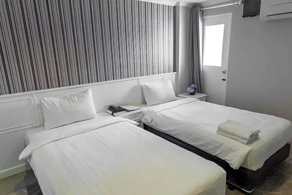 Superior Double room (twin beds)