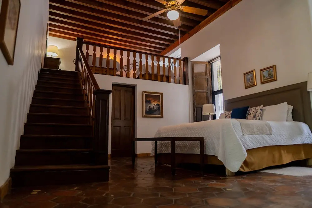 Hotel Hostal El Farol - Chambres