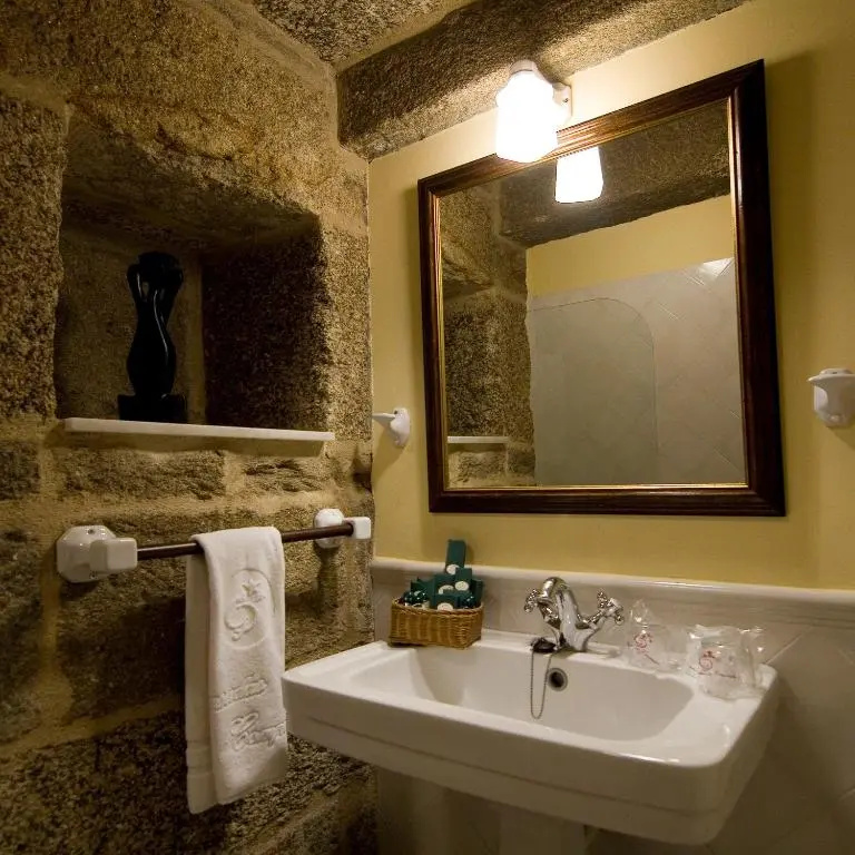 Hotel Virxe da Cerca by Pousadas de Compostela - Chambres