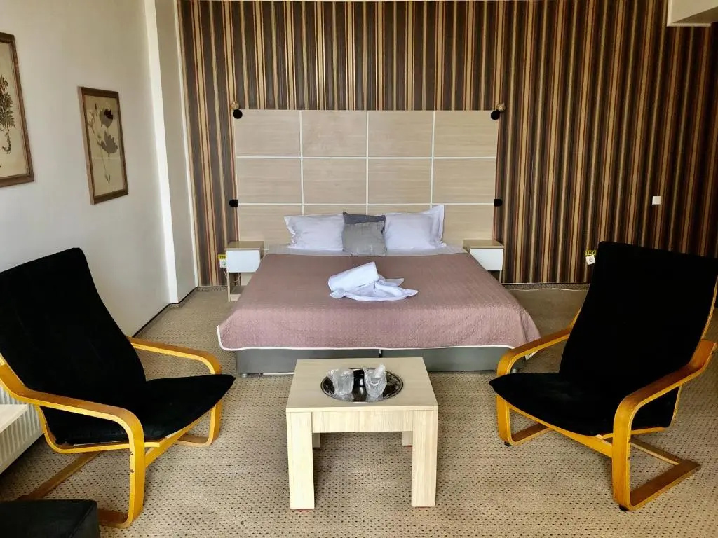 Hotel Mon Caprice - Chambres