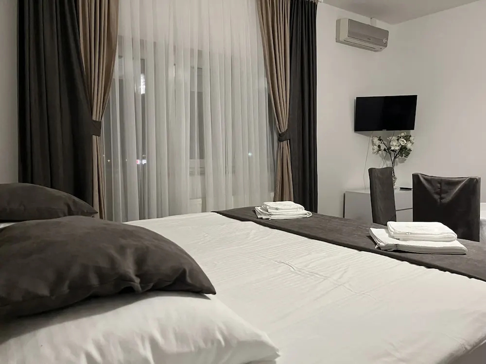 Economy Double room with balcony (full double bed)